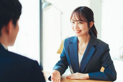 なぜ新人行政書士は紹介営業がオススメなの？営業・集客方法を解説