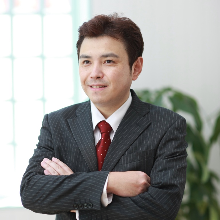 髙橋文宏社会保険労務士事務所　髙橋文宏様